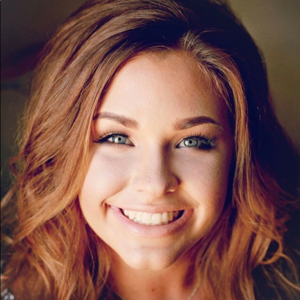 Meet your Posher, Emma